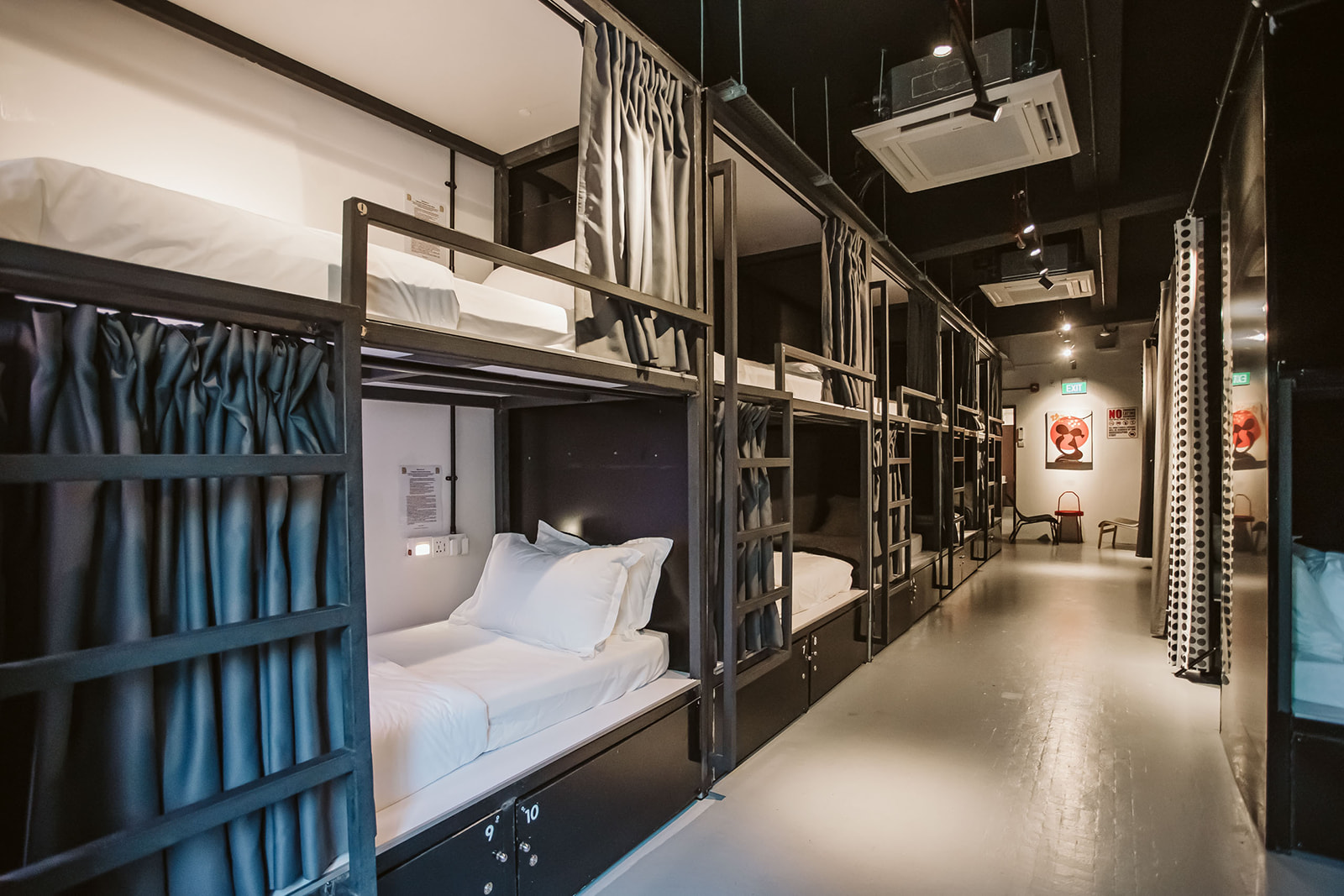 Room Bed 04 (Single Capsule)